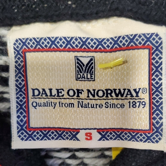 Dale of Norway Black With Multi Colored    Sweater with Nordic Elegance - Picture 9 of 15